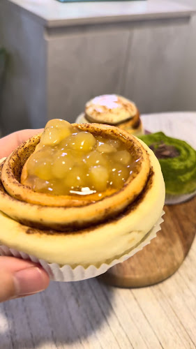 rrooll - Compass One - Hospitality and gastronomy