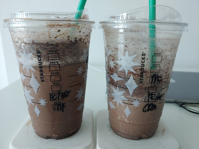 Comentarii opinii despre Starbucks Kallang Wave Mall