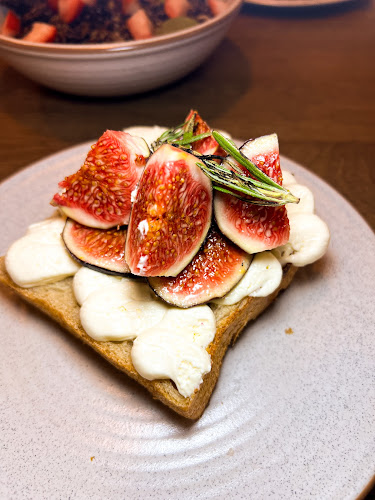 Opinii despre MICRO red house în Singapore - Hospitality and gastronomy