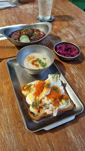 370 Alexandra Rd, #01-14A, Singapore 159953