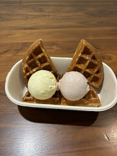 Opinii despre FATCAT Ice Cream & Coffee Boutique în Singapore - Hospitality and gastronomy