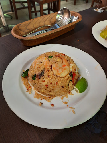 Lotus Thai Singapore - Hospitality and gastronomy