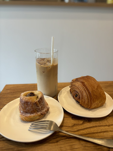 Lean & Rich Bakery - Hospitality and gastronomy