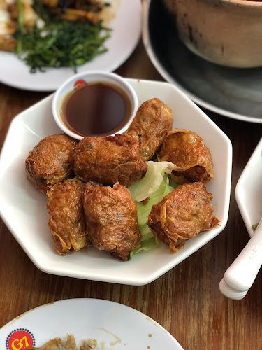NO.5 Bukit Timah Live Bull Frog Claypot Porridge - Singapore