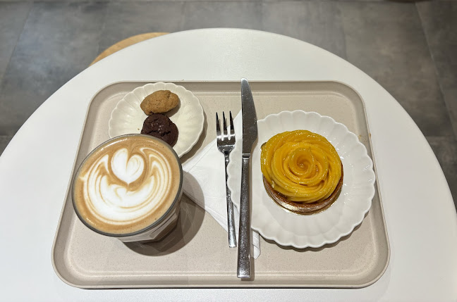 Comentarii opinii despre Sugar And Tease Patisserie Cafe