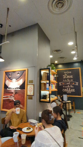 Opinii despre J.Co Donuts & Coffee - Tampines Mall în Singapore - Hospitality and gastronomy