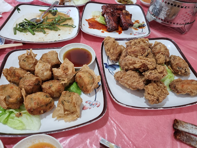 Forture Seafood Steam Boat - Hospitality and gastronomy