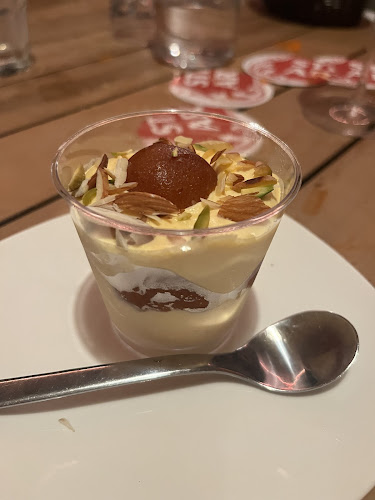 Opinii despre Yarana în Singapore - Hospitality and gastronomy