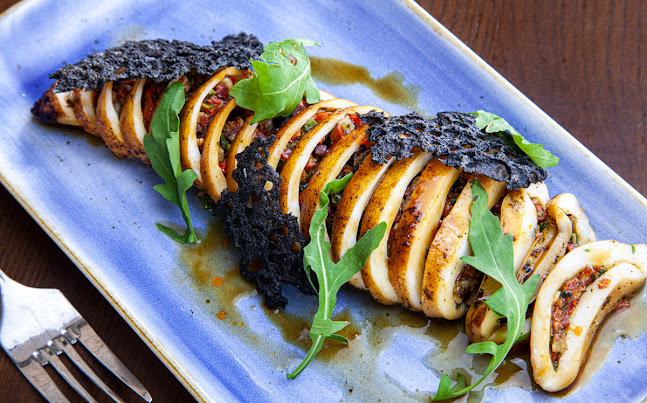 Brewerkz One Fullerton - Hospitality and gastronomy