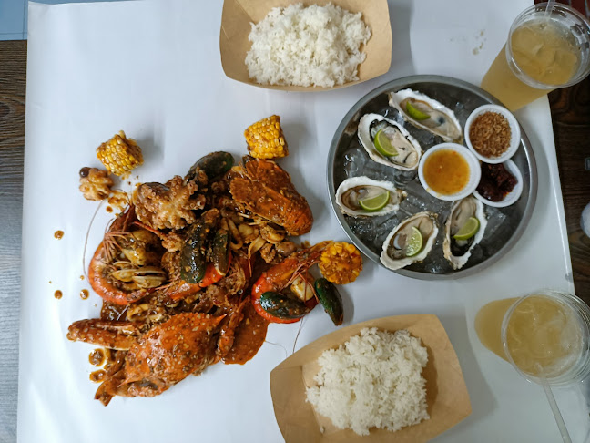 3 Coleman St, B1-32 Peninsula Shopping Centre, Singapore 179804