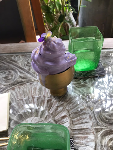 Kafe Utu - Hospitality and gastronomy