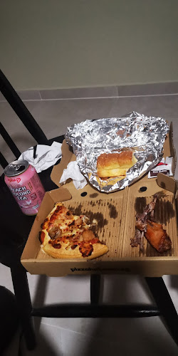 Pizza Hut - Tampines Greenview - Hospitality and gastronomy