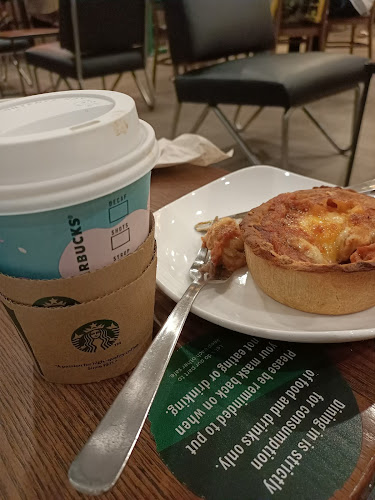 Comentarii opinii despre Starbucks City Square Mall