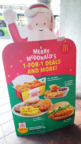 McDonald's Clementi Ave 3 - Hospitality and gastronomy