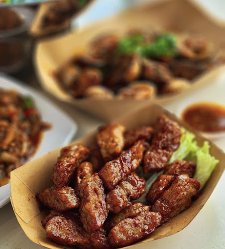 Kin Hoi (Original) Famous Thai Food