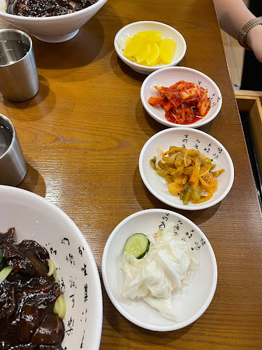 64 Peck Seah St, Singapore 079325