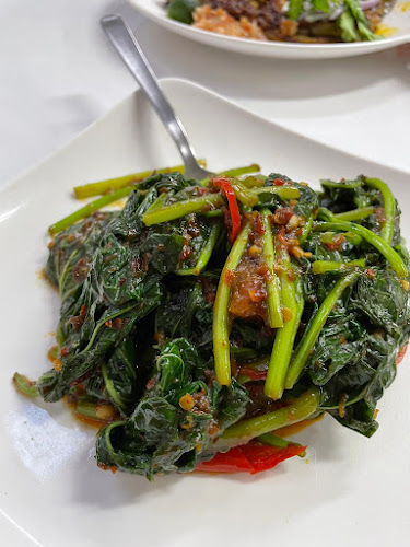 3 meals a day - Hospitality and gastronomy