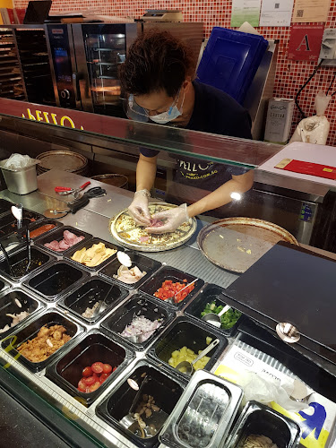 90 Hougang Ave 10, #01-20A Hougang Mall, Singapore 538766