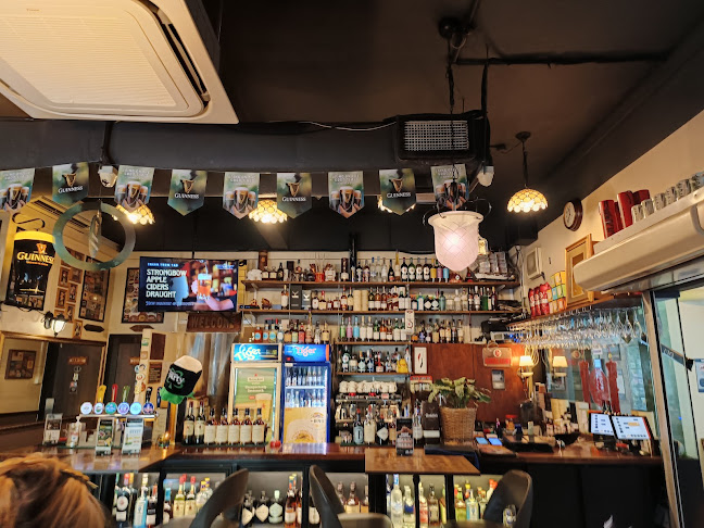 Clementi Hong Kee Villa - Hospitality and gastronomy