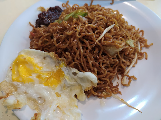 Broadway Food Centre @ 334A Sembawang Close - Singapore