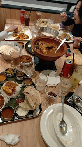 3 Gateway Dr, #02-28 Westgate, Singapore 608532