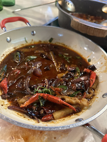 Opinii despre Qi Lai Feng 齐来丰鱼庄 Chinese Restaurant în Singapore - Hospitality and gastronomy