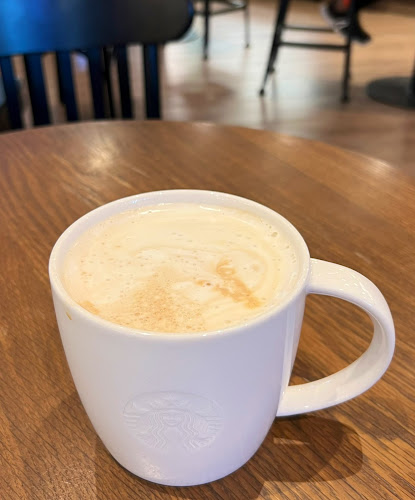 Opinii despre Starbucks în Singapore - Hospitality and gastronomy