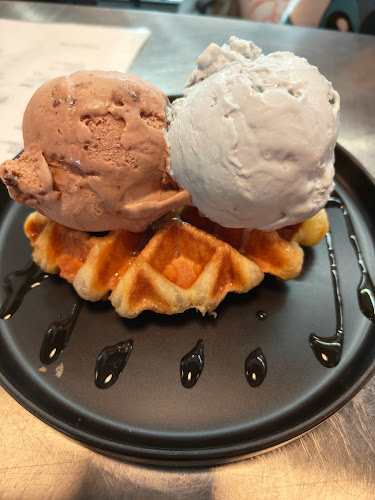 Kreme Cafe - Singapore