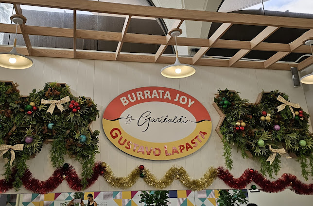 Burrata Joy & Gustavo Lapasta Katong V