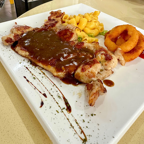 233 Bukit Batok East Ave 5, Block 233, Singapore 650233