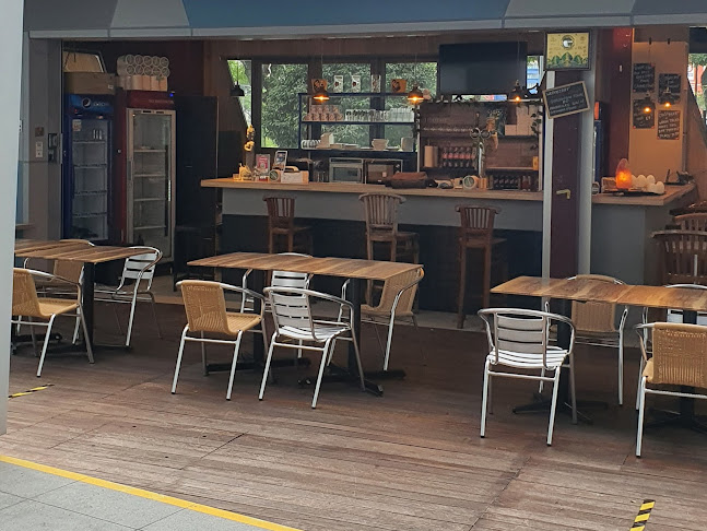 Comentarii opinii despre Deck Bar