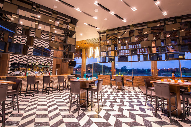 11 Laguna Golf Green, Singapore 488047