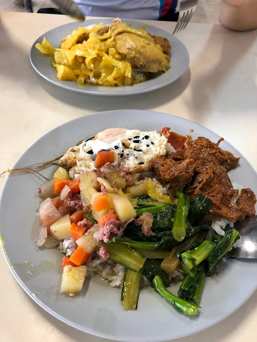 Comentarii opinii despre Makanan Singapura