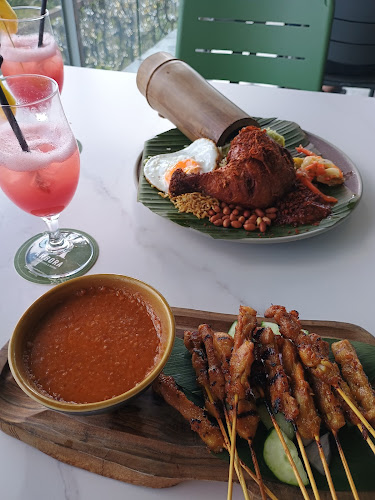 Comentarii opinii despre Arbora @ Mount Faber Peak