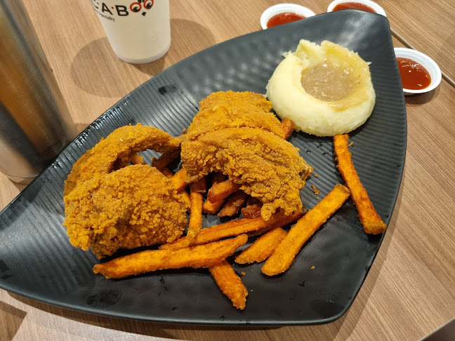 Opinii despre Chic-a-boo @ SingPost Centre în Singapore - Hospitality and gastronomy