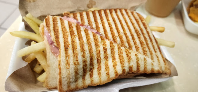 Mustafa Cafe - Singapore