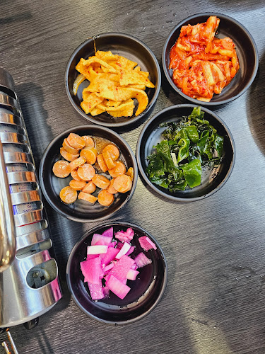 Comentarii opinii despre Chi-Bing