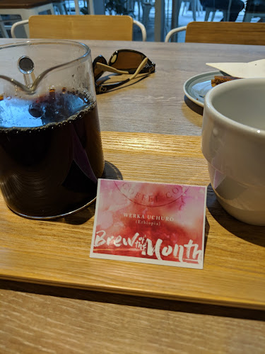 Comentarii opinii despre Dutch Colony Coffee Co.