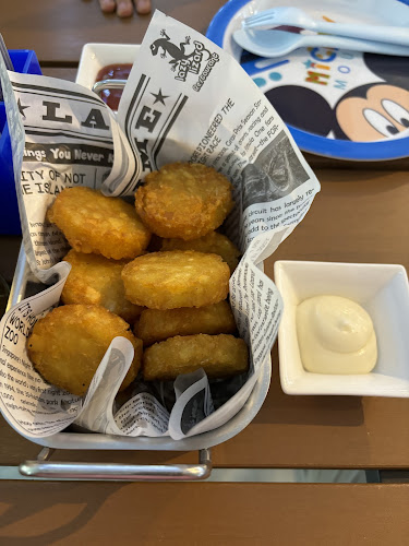 Lazy Lizard - The Promenade - Singapore