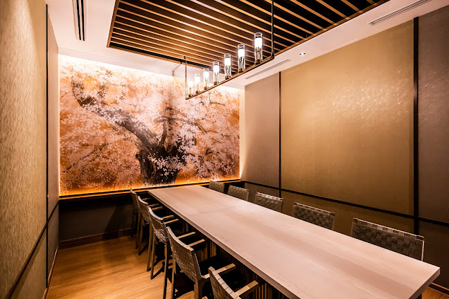 Maetomo Japanese cuisine Kaiseki & Sushi