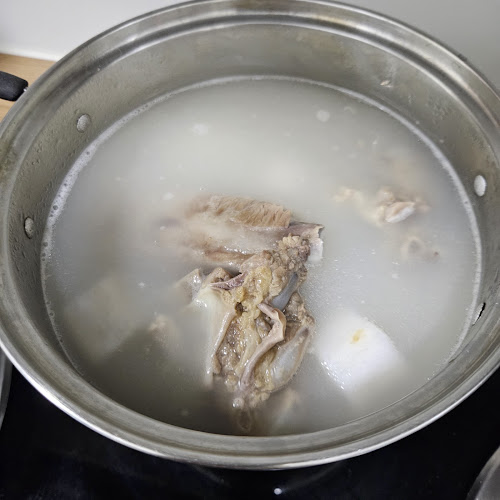 65A Jln Tenteram, Singapore 328958