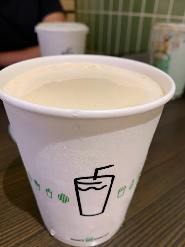 Opinii despre Shake Shack Jewel Changi în Singapore - Hospitality and gastronomy