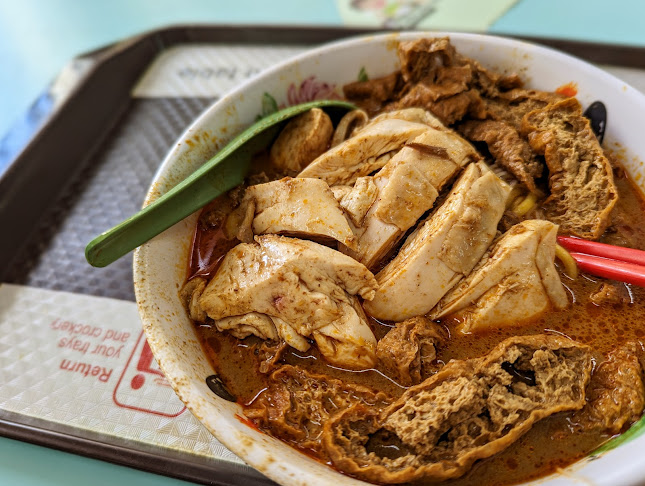 Heng Kee Curry Chicken Bee Hoon Mee - Singapore