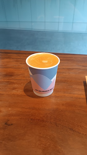 160 Robinson Rd, #01-01, Singapore 068914