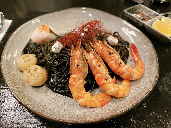 Comentarii opinii despre Perle Noire Oyster & Grill Bar (Holland Village)