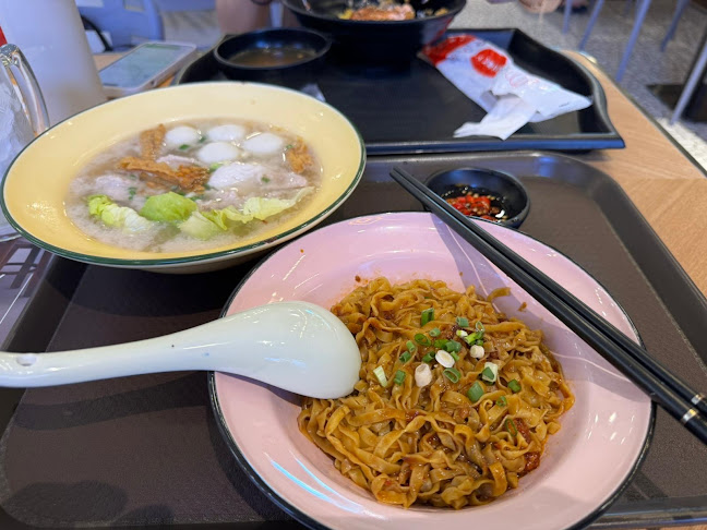 Opinii despre FISH NOODLE în Singapore - Hospitality and gastronomy