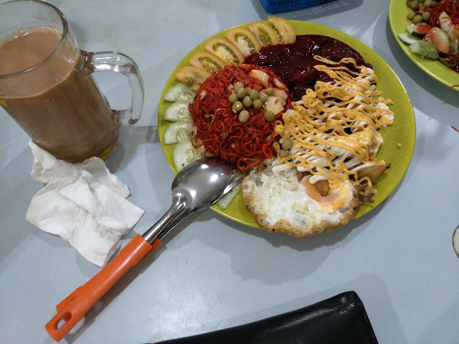 Ayer Rajah Food Centre - Hospitality and gastronomy