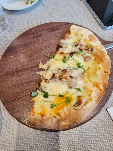 Opinii despre elemen 元素 în Singapore - Hospitality and gastronomy