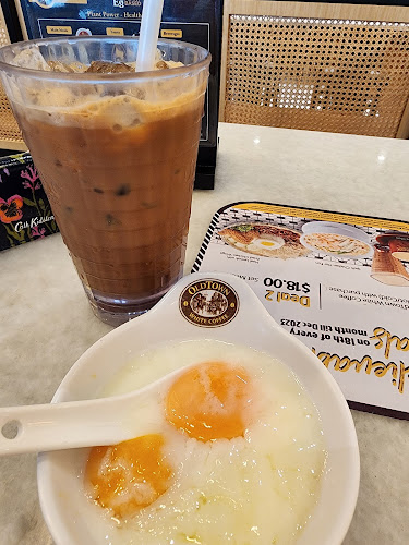 Comentarii opinii despre OLDTOWN White Coffee (Square 2)