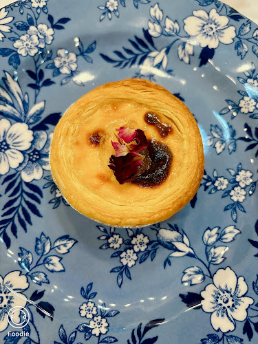 Yan Woo - Hospitality and gastronomy